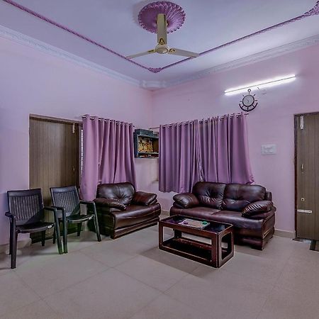 Oyo 8929 Stay Siddhartha Residency Jalāripeta Exterior foto
